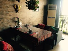 卡座-忘忧草融合私房菜(红鼎国际店)
