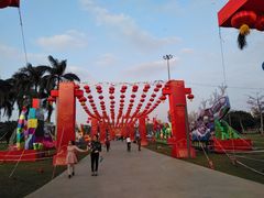 -万绿园
