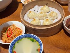 -李犟大爆鳝面·手工蟹黄包(湖滨西湖店)