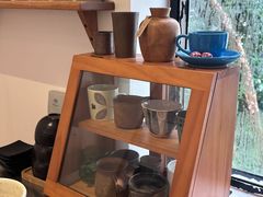 -彳亍咖啡·这里(水湾路店)