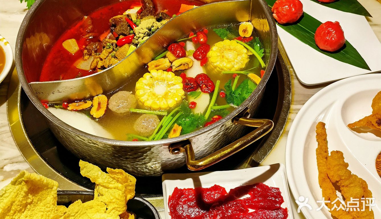 杭州探店｜必打卡地道牛肉火锅爆炸好吃 天呐杭州这家牛