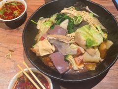 -万记麻辣烫国展总店