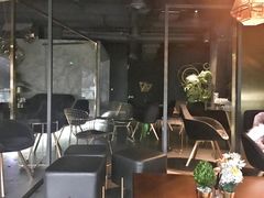 -UNI UNI(环亚凯瑟琳店)