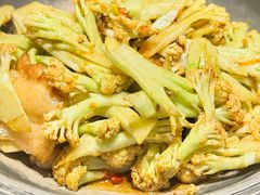 -蜜桃餐厅·伴山(绿宝广场店)