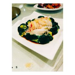 -鑫淼餐饮娱乐中心(江东街店)