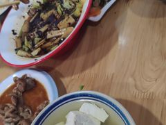 -朱大嘴肥肠血旺(福字街店)
