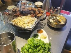 -合易泓烤肉•首创生椰大油边(宁山路店)