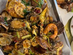 -鑫渔港海鲜本地菜·山海关浑锅(东戴河店)