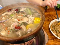 石橄榄炖鸡-洪大厨鸡煲(福田店)