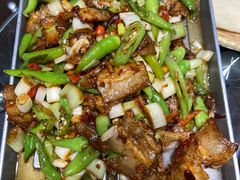 辣椒炒黑猪肉-胡胜锐辣椒炒肉(河北店)