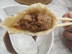 -老西白点心店