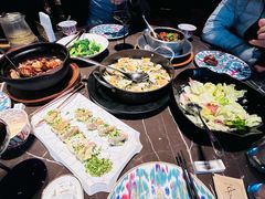 -海派悦庭·海胆烧麦·新融合菜(凯德广场店)