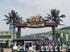 -蓝精灵乐园·世茂精灵之城主题乐园