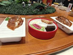 -老街坊美食汇(玉兰大街店)