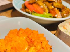 -蜜桃餐厅·伴山(湖滨商业街店)