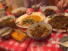 -荆九爷爆炒桥头三嫩(云南北路店)