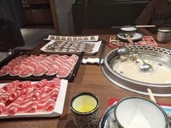 -快乐小羊·内蒙牛羊肉火锅(流花中心店)
