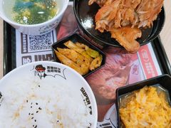 -犟骨头排骨饭•大骨面(弘阳广场店)