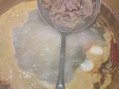 -洱火云南酸菜牛肉火锅(石景山当代商城店)