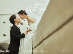 -雪中彩影婚纱摄影·微光艺术中心