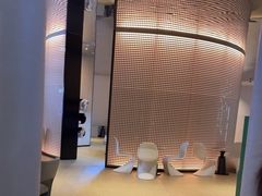 -涨巢·潮玩水疗局