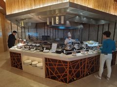 -东西风牛排馆周末烧烤自助(首都机场希尔顿店)