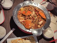 -胖哥俩肉蟹煲(济南世茂国际广场店)