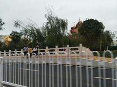 -七彩云南古滇温泉山庄