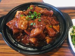 特色红烧肉-建国328 本帮小馆·面馆