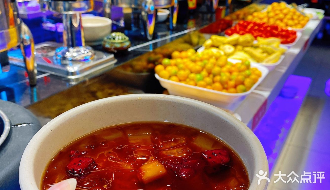 重庆必吃的地道火锅，就选映山红了！