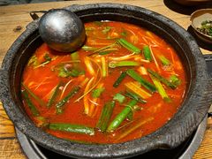 -贵厨酸汤牛肉(花果园国际中心店)