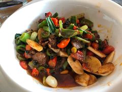 野菜花炒黄牛肉-YAFEE雅菲·粤菜·湘菜·融合菜(魏公村店)