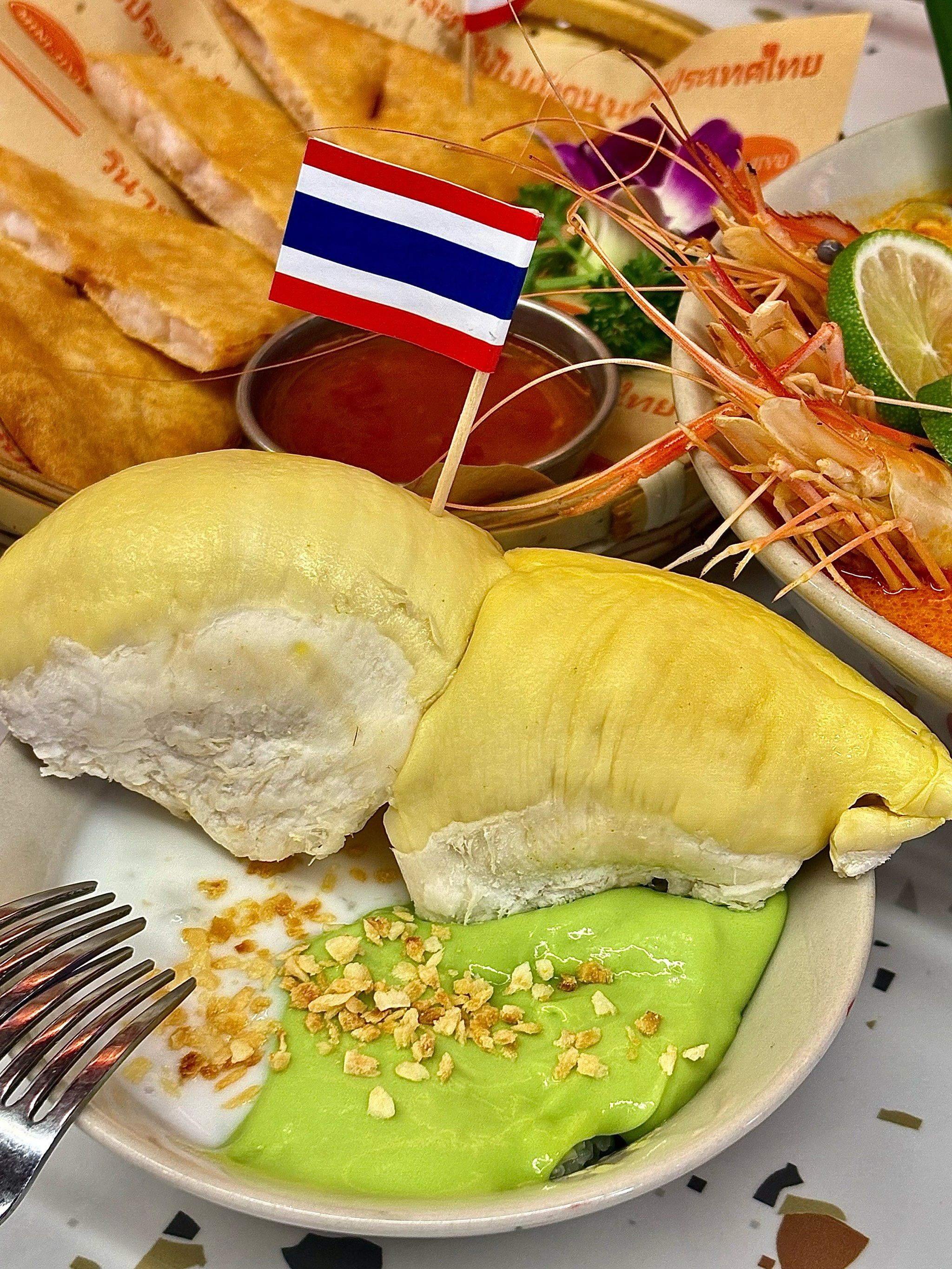 哦莫哦莫哦莫 这榴莲糯米饭我爱了