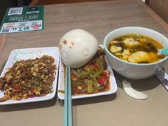 -老乡鸡(融科天地店)