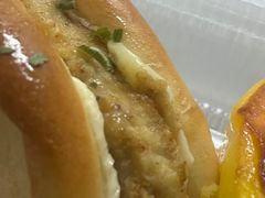 -金色麦甜糕点(面包.蛋糕.华苑店)