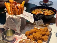 -露露家咖啡店