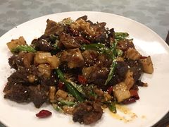 -华光驿站私房菜·黑金冠