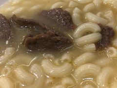 -香港新发烧腊茶餐厅(水围店)