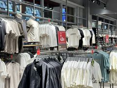 -百联奥特莱斯广场(武汉盘龙店)