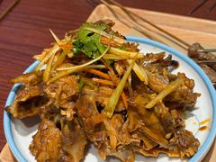 -东大桥小国抻面烧烤(长通路店)