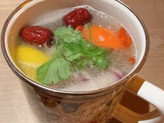 -耶里夏丽·新疆菜·28年喀什老馆(田林东路店)