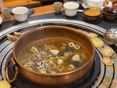 -阿山卓·野生菌火锅·纳西火塘烤肉