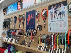 -Wilson威尔胜(漕溪北路店)