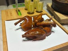 红烧乳鸽-汤城小厨(西直门凯德MALL店)