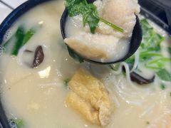 -肥汁米蘭香港米线(长宁来福士店)