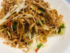 酸萝卜炒粉-南山鲜虾面·活鲜小馆·海味大连菜(南山总店)