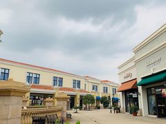 -COACH蔻驰(百联奥特莱斯广场店)