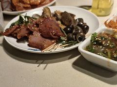 -爱客得牛排海鲜烤肉·火锅自助(春熙路黑金好店)