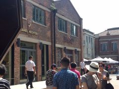 -TIMES CITY OUTLETS 时代·城市·奥特莱斯(上海国际时尚中心店)