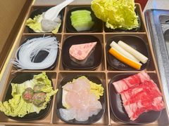 -海底捞火锅(河东万达广场店)